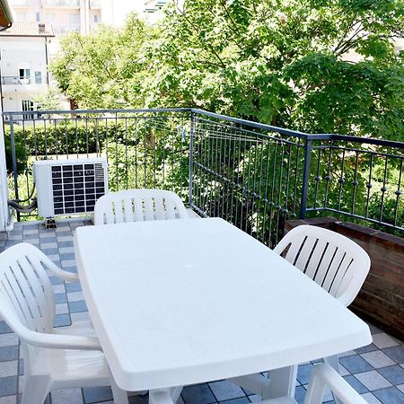 Ilios Residence Jesolo Extérieur photo