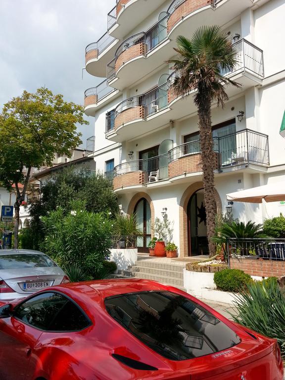 Ilios Residence Jesolo Extérieur photo